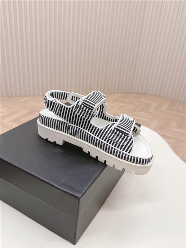 20251128184437574 280